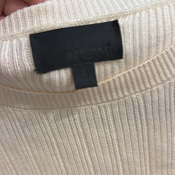 Intermix Top - Picture 3 of 3